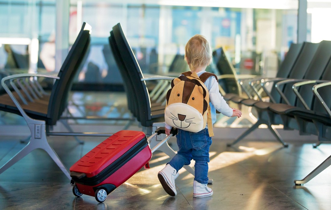 6 Best Custom Suitcases You Need To Buy