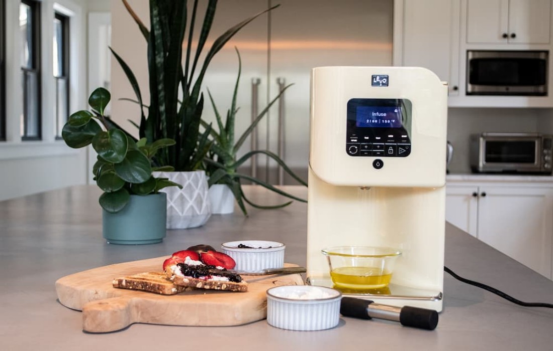 8 Accessories To Use With LEVO Machine For A Healthier Life