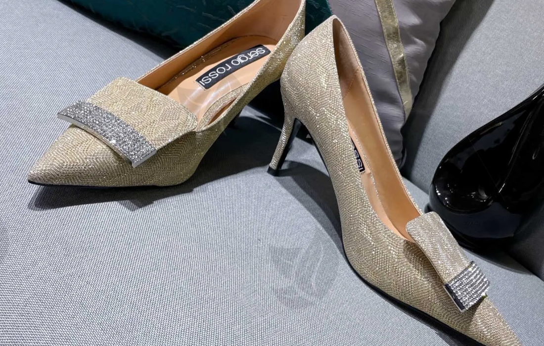 8 Stylish Women’s Sandals