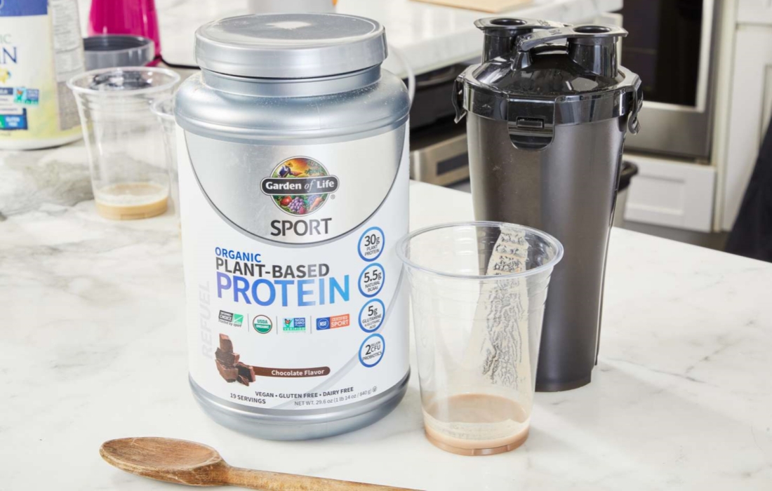 9 Protein Powders That Will Boost Your Gains