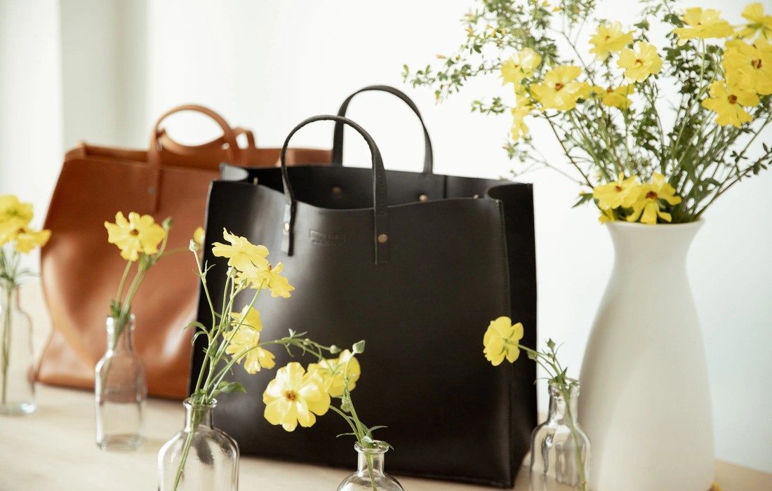 Small Leather Goods That Make Your Life Easier