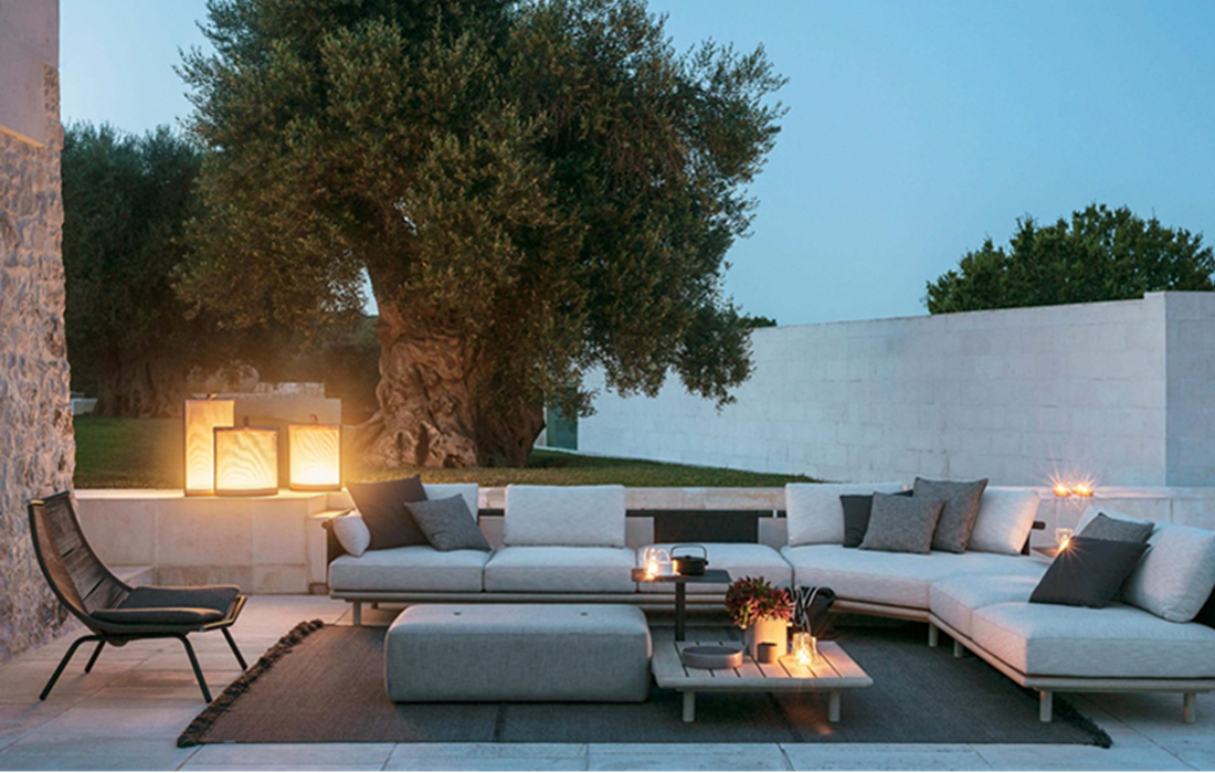 Stylish And Lavishly Cozy Floor Lamps At Your Disposal