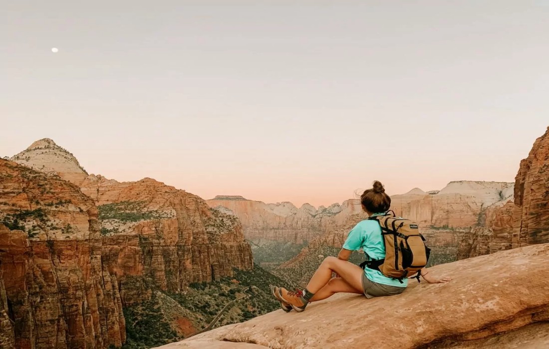 Top 10 Women Active Wear For Your Next Hike