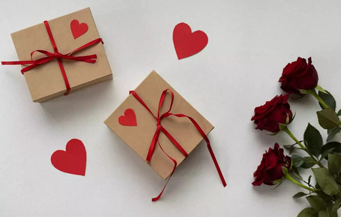 7 Valentines Day Gift Ideas For Your BF Or GF-1